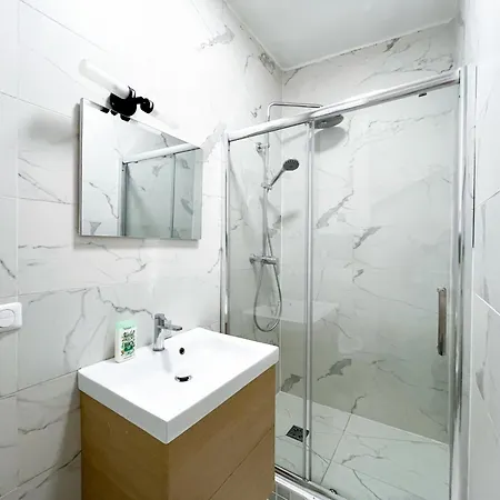 06 - Faubourg Bail Mobilite Apartament Paryż