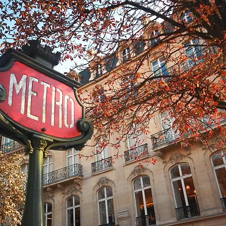 06 - Faubourg Bail Mobilite * パリ
